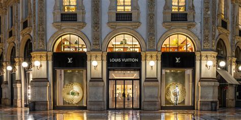 Louis Vuitton a Rignano sull'Arno: Saldi Negozi Louis Vuitton a 